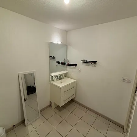 Проживание в семье Chambre Cosy - Gare
